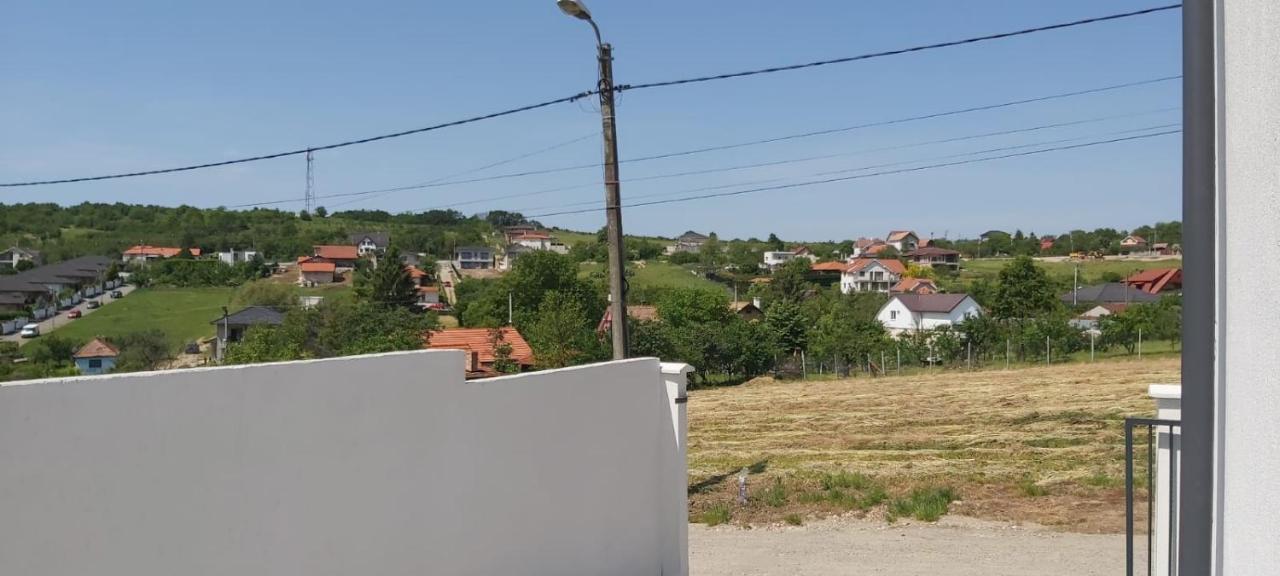 Vila Andrea Oradea Luaran gambar