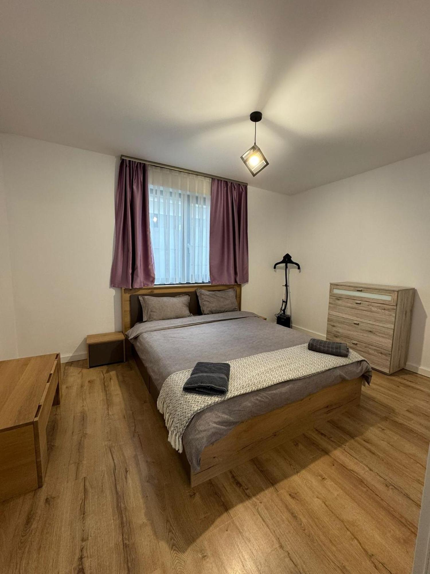 Vila Andrea Oradea Luaran gambar